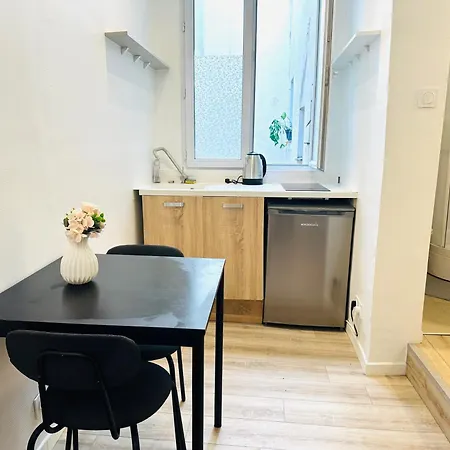 Apartment Dream Dwell Paris-beautiful Flat With Mezzanine Near Quartier Marais 3e Paris